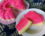 Foto langkah ke 1 dari resep Strawberry Ombre Cake Endesss (Steamed).