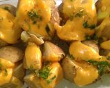Foto langkah ke 5 dari resep Kentang Saus Keju Chedar.
