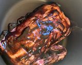 Foto del paso 4 de la receta: Carre de cerdo con salsa barbacoa manzanas y puré de batatas