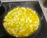 Foto del paso 1 de la receta Tortilla de calabacín y patata