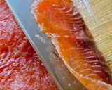 Hình bước làm 1 của món Tartine Bánh Mì Nướng Phô Mai Emmental Phủ Cá Hồi Gravlax