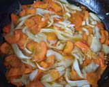 Foto langkah ke 4 dari resep Cah Jamur Tiram Simple.