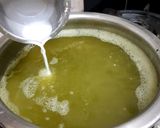 A picture of step 4 of Lemon Coriander Soup.