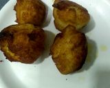 A picture of step 11 of Bread Kofta in White Sause.