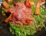 Foto del paso 3 de la receta: Arroz de marisco con espinacas