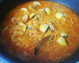 Foto del paso 4 de la receta: Fideos con almejas al brandy