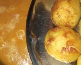 A picture of step 4 of Dum aloo.