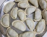 જામનગરી તીખા ઘુઘરા (Jamnagariarii Tikha Ghughra Recipe In Gujarati) રેસીપી સ્ટેપ3ફોટો