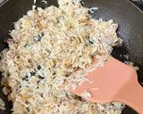 Foto langkah ke 1 dari resep Tumis Udang Rebon Pedas.