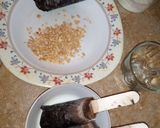 A picture of step 4 of Oreo chocolate kulfi.