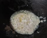 Foto langkah ke 2 dari resep Semur Wortel Telur Ceplok.