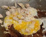 รูปขั้นตอนการทำที่ 2 ของ เส้นใหญ่ผัดซีอิ๊วไก่