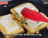 A picture of step 3 of EGG cheese Toast.