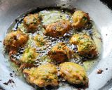 A picture of step 6 of Palak Pakoda.