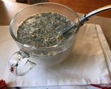 Foto del paso 2 de la receta: Infusión de hierbas con leche
