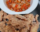 Foto langkah ke 8 dari resep Ayam Tepung Sambal Embe.