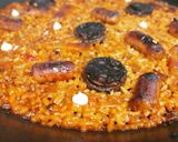 Foto del paso 7 de la receta: Arroz con panceta, salchichas y butifarra negra