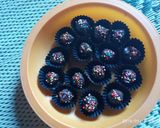 Foto langkah ke 4 dari resep Bola bola coklat.