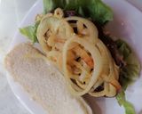 Tarjás - hagymás - mustáros hot - dog 🌭🥩🧅 recept fázis 4 fotója
