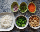 Foto del paso 2 de la receta: Arroz con vegetales y pollo