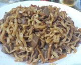 Foto langkah ke 4 dari resep Bakmie Sosis Bakso.