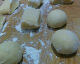 Foto langkah ke 3 dari resep Roti Manis.