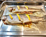 Foto del paso 9 de la receta: Truchas rellenas con bacon y cebolla crujiente