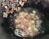 Foto langkah ke 2 dari resep Tumis Toge Ikan Asin.