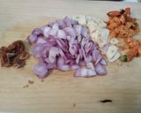 Foto langkah ke 2 dari resep Tumis kangkung saus tiram.