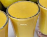 A picture of step 6 of Mango Milkshake.