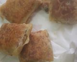 Foto langkah ke 7 dari resep Martabak telur isirendang indomie renyah di luar lembut di dalam.