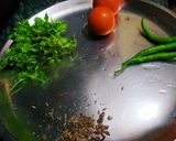 A picture of step 2 of Potato fried vegetable.