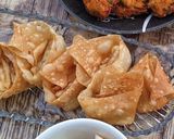 A picture of step 4 of Crispy wonton.