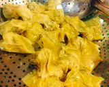 Hình bước làm 3 của món Bánh hoành thánh