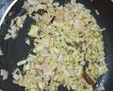 A picture of step 3 of Mushroom curry.