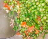 A picture of step 5 of Methi mutter pulao.