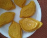 A picture of step 4 of Mango sandesh.