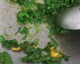 A picture of step 2 of Lasuni Palak.