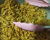 Foto langkah ke 1 dari resep Chinese Fried Noodles|| Mie Panjang Umur.