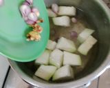Foto langkah ke 4 dari resep Sayur bening bayam dan labu air.