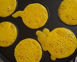 Foto langkah ke 6 dari resep Bika Ambon mini lembut bersarang.