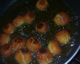 A picture of step 5 of Jamun ghulab.