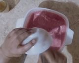 صورة لخطوة 2 من وصفة ايس كريم بالفراوله والفانيليا