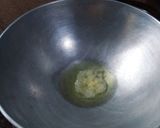 A picture of step 1 of Sev Tamatar.
