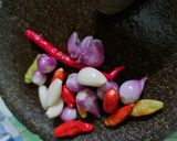 Foto langkah ke 1 dari resep Tumis Kerang Pedas.
