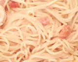 Foto del paso 5 de la receta: Espaguetis con bacon y gambas