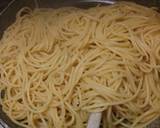 Spaghetti with garlic, chilli and Parmesan recipe step 3 photo