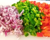 Foto del paso 1 de la receta: Salpicón de pollo