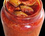 A picture of step 5 of Avakaai pickle (Andra mango pickle).