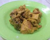 Foto langkah ke 5 dari resep Ayam serundeng (kelapa lengkuas).